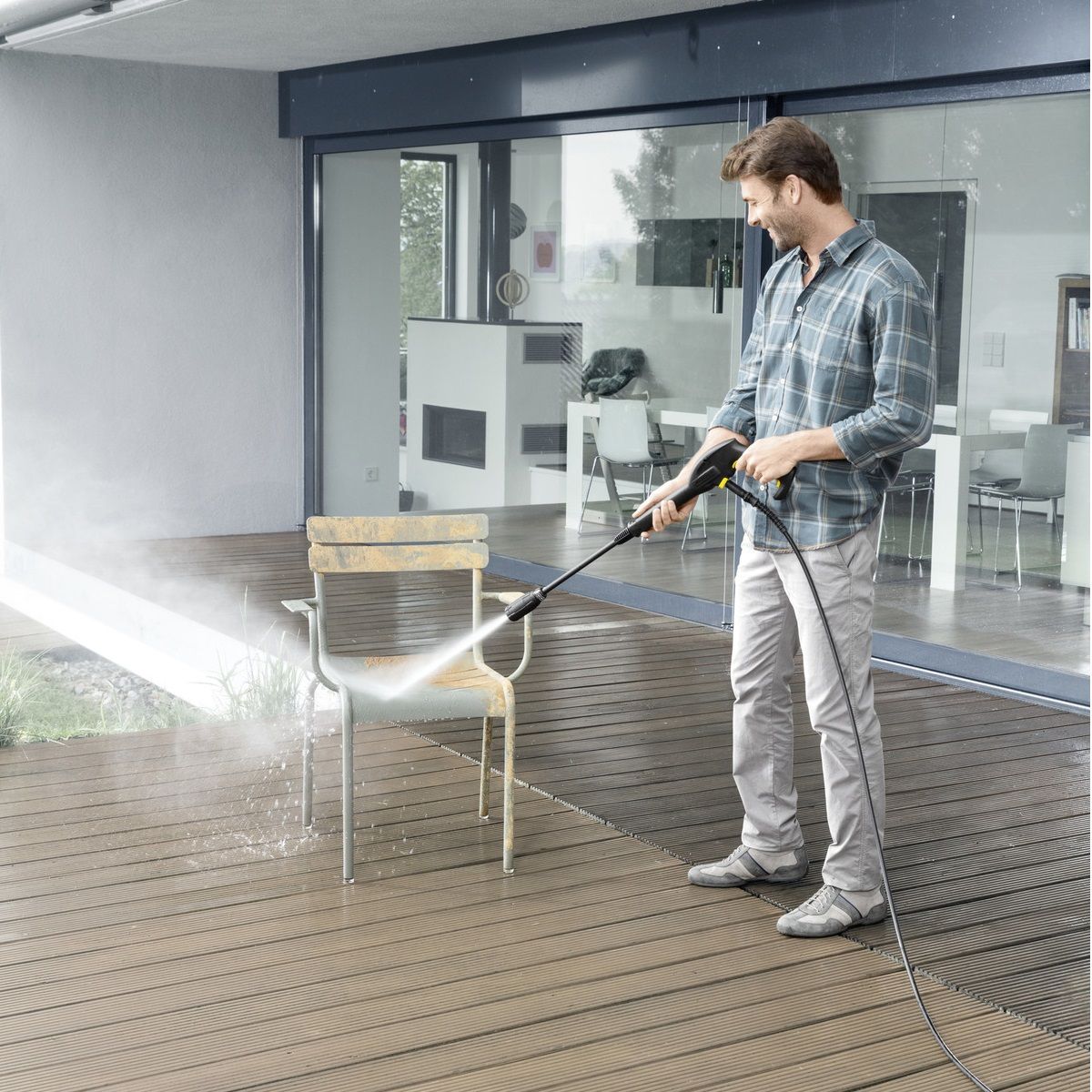 Водоструйна машина KARCHER K 2 Power Control *EU